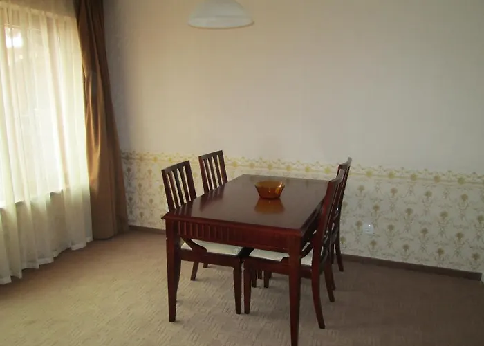 Downtown Alexander Services Apartment *